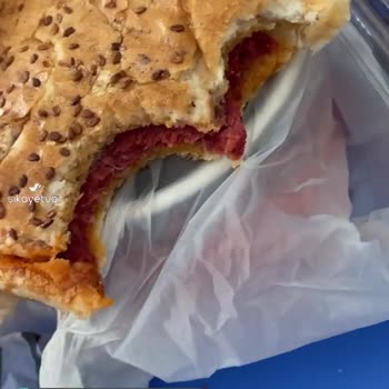 Köfteci Yusuf Tostta Kıl Şikayetim
