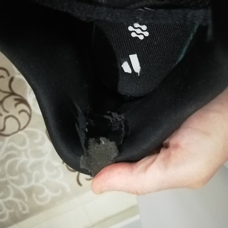 Adidas Ayakkabıda 3 Ayda Yırtılma Ve Garanti Kapsamında İade Sorunu