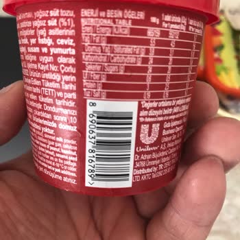 Algida Maraş Usulü Dondurmada Yabancı Cisim Şoku: Hijyen Ve Sağlık Endişesi