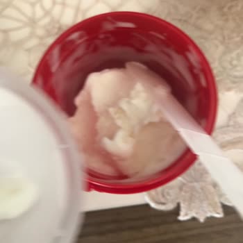 Algida Maraş Usulü Dondurmada Yabancı Cisim Şoku: Hijyen Ve Sağlık Endişesi