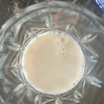 BİM'den Aldığım Bozuk Süt İade Edilmedi, Sağlığımız Tehlikede