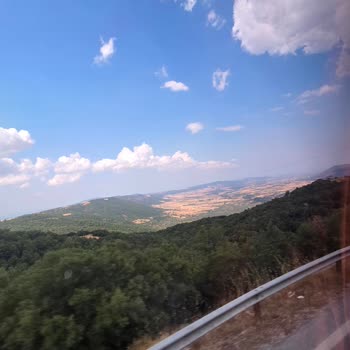 Wilusa Turda Rehber Ve Şoför Kriziyle Tehlikeli Ve Uzun Yolculuk Mağduriyeti