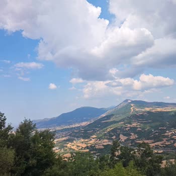 Wilusa Turda Rehber Ve Şoför Kriziyle Tehlikeli Ve Uzun Yolculuk Mağduriyeti
