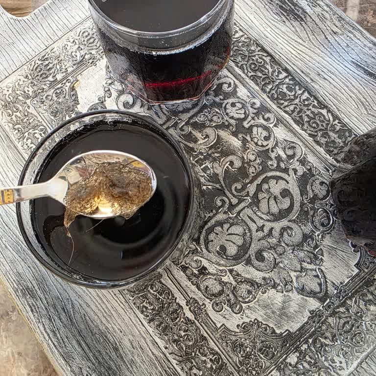 Pepsi Şişesinden Çıkan Kıl Yumağı Hijyen Ve Sağlık Endişesi Yarattı