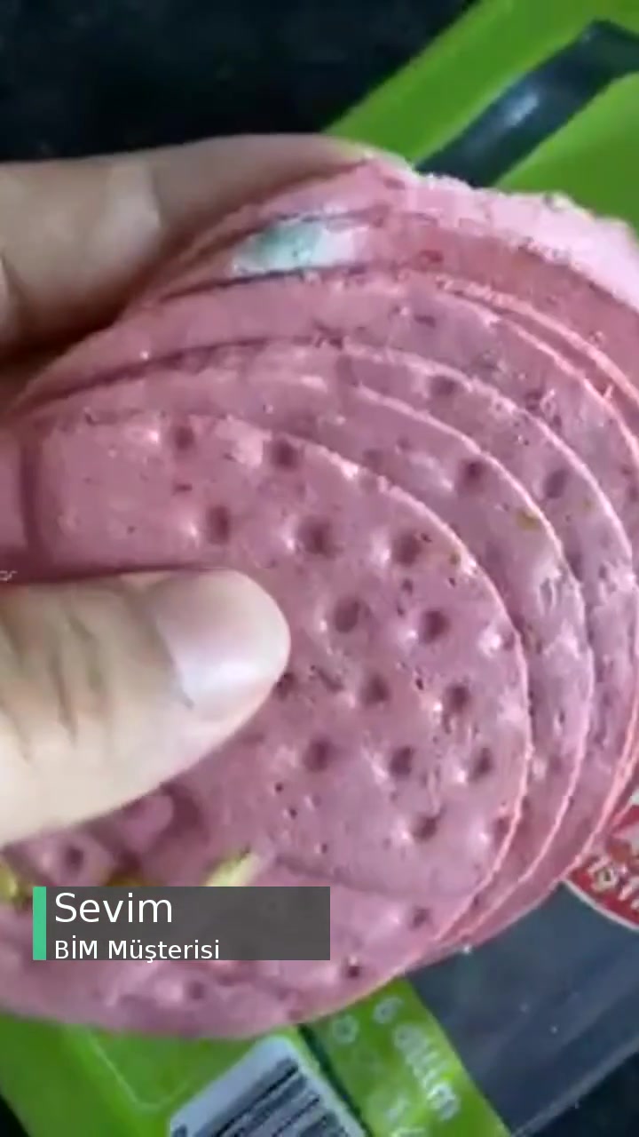 BİM Kötü Kokulu Küflü Salam! videonun kapak resmi