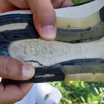 Adidas Ultraboost Ayakkabıda Kısa Sürede Taban Çatlaması Ve Ayrılması