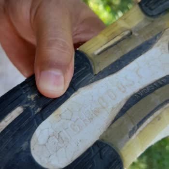 Adidas Ultraboost Ayakkabıda Kısa Sürede Taban Çatlaması Ve Ayrılması