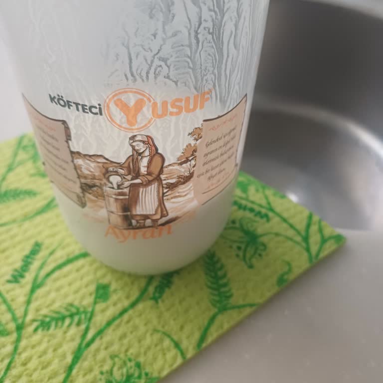 Paket Siparişimde Kemik Parçaları Ve Bayat Salata Sorunu