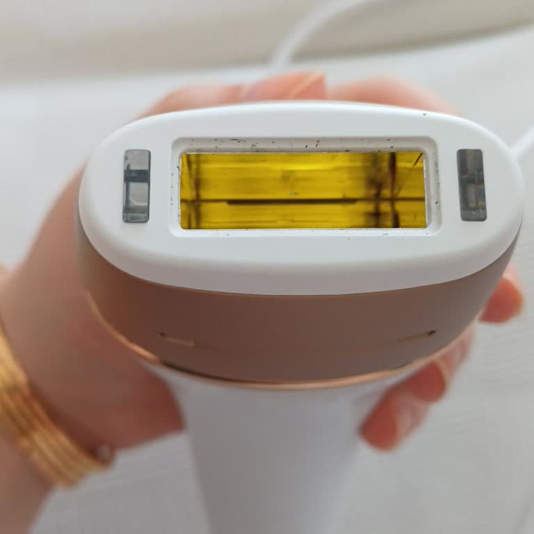 Braun Silk-expert Pro 5 IPL Cihazının Başlığında Kalıcı Siyah Noktalar Oluştu