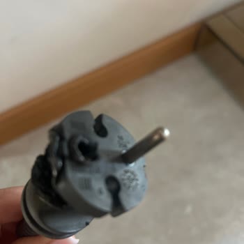 Elektrikli Süpürgede Güvenlik Sorunu ve Acil Destek Talebi