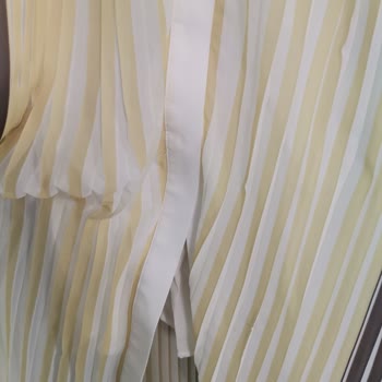 Kullanılmamış Elbisede Çekme Sorunu Ve Olumsuz Mağaza Yanıtı