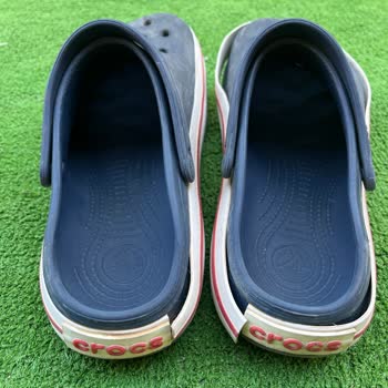 Kısa Sürede Güneşte Deforme Olan Crocs Terlik Mağduriyeti