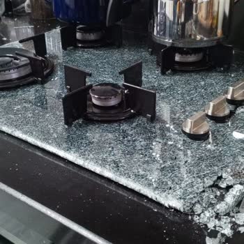 Beko Ankastre Ocakta Ani Cam Patlaması Sonucu Sağlık Ve Güvenlik Tehlikesi