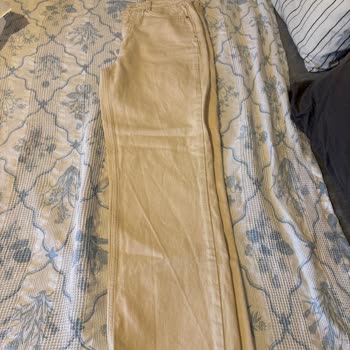 Zara Pantolonunda Hızlı Deformasyon Ve Mağaza Personelinden Kötü Muamele