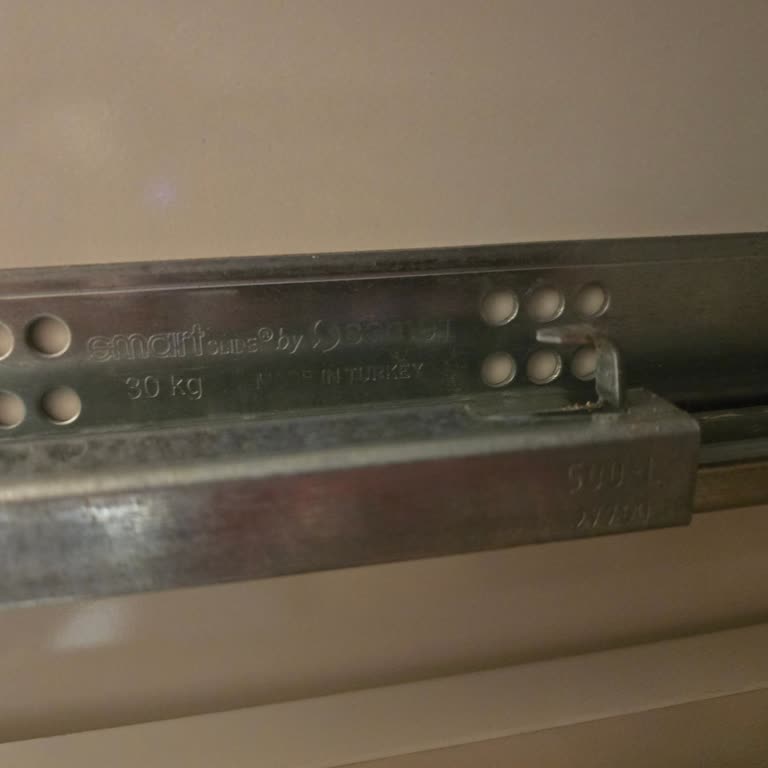 Çekmece Ray Mekanizmasında Fren Sorunu ve Yedek Parça Talebi