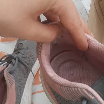 Kısa Sürede Yıpranan Ayakkabı İçin Garanti Reddi Hayal Kırıklığı Yarattı