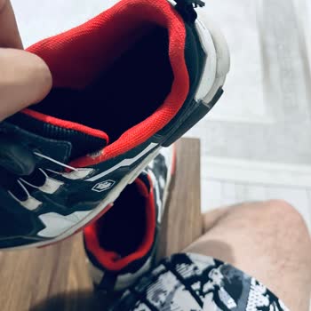 Lumberjack Spor Ayakkabı Kısa Sürede Deforme Oldu, Değişim Talep Ediyorum