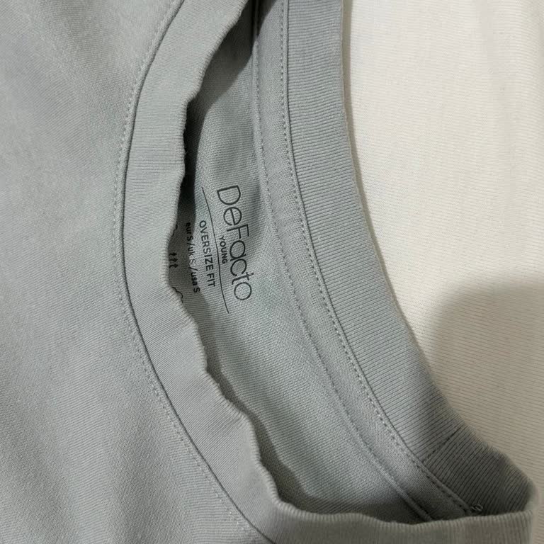 DeFacto'dan Alınan Tişört İlk Kullanımda Bozuldu, Mağduriyetimin Giderilmesini İstiyorum