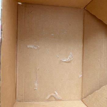 Kırık Far Paleti Ve Yetersiz Paketleme Mağduriyeti