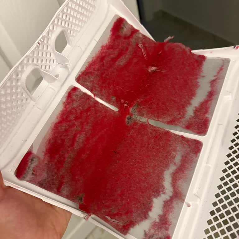 Yeni Alınan Nevresim Takımında Renk Solması Ve Tüylenme Sorunu