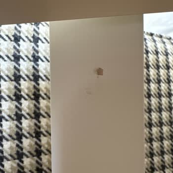 Sıfır Alınan Zigon Sehpa Hasarlı Çıktı Müşteri Hizmetleri Çözüm Sunmuyor