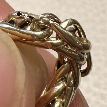 Aldığım Bileklik Sürekli Arızalandı, Tamirden Daha Kötü Geldi Ve İade Talebim Reddedildi