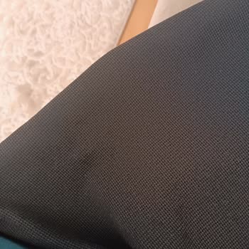 LCW Aldığım Pantolon Kısa Sürede Yırtıldı, Ürün Değişimi Talep Ediyorum