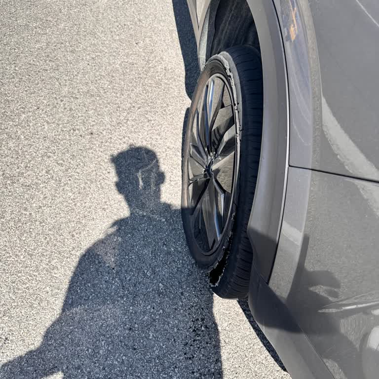 Kasko Kapsamı Dışı Bırakılan Lastik Hasarı İçin Haksız Ücret Talebiyle Mağduriyet