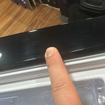 Kurulumda Çizik Gelen Buzdolabımın Değişimi İçin Servisten Yanıt Alamıyorum