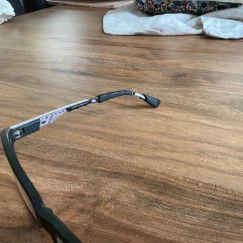 Emporio Armani Gözlükte Erken Dağılma Ve Atasun Optik’te Hayal Kırıklığı