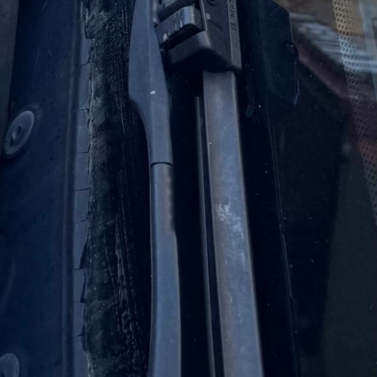 BMW Yetkili Servisten Ücretsiz Parça Değişimi İçin Haftalardır Geri Dönüş Alamadım