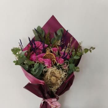 Eksik Ve Yanlış Çiçek Aranjmanı, Yetersiz Müşteri Hizmeti