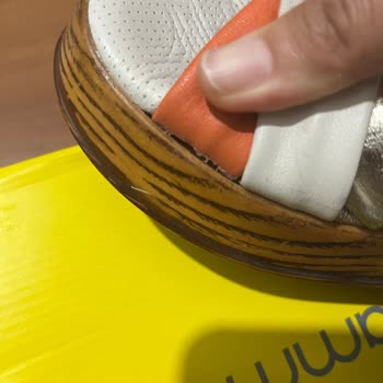 Aldığım Sandalet Kısa Sürede Yırtıldı, Müşteri Hizmetlerinden Dönüş Alamıyorum