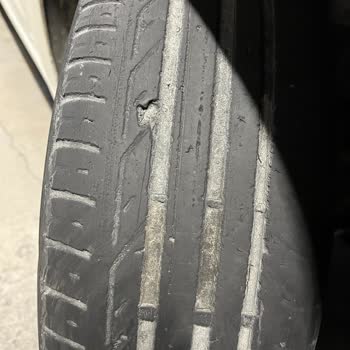 Kötü Durumdaki Lastikler Ve İlgisiz Müşteri Hizmetleri Nedeniyle Güvenlik Riski