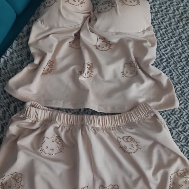 Yanlış Kumaş Ve Dikiş Hatalı Ürün İçin İade Talebim