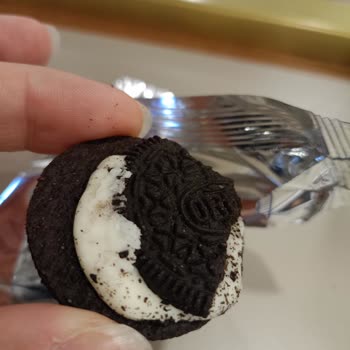 Aldığım Oreo Bisküviler Kırık Ve Yarım Çıktı!