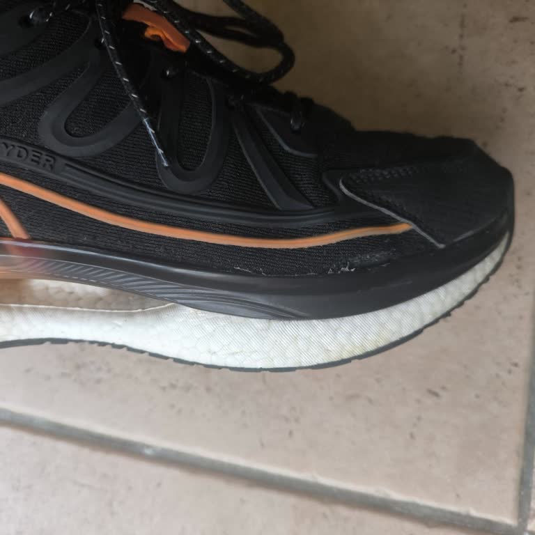 Kısa Sürede Yırtılan Ayakkabı İçin Garanti Süresi Dışında Bırakıldım