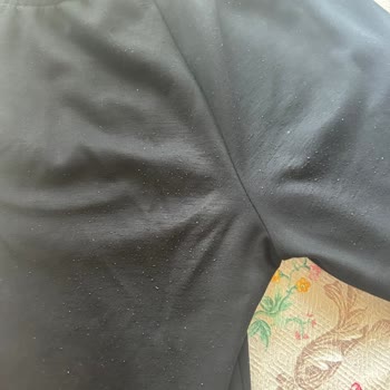 Kısa Sürede Tüylenen Eşofman Altı Mağduriyeti