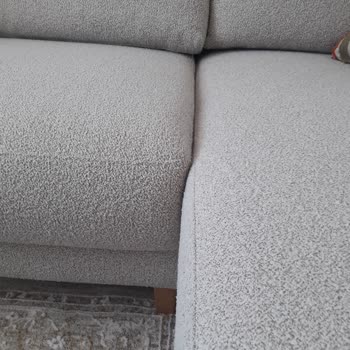 Koltuk Takımında Kumaş Hatası Ve Yetersiz Servis Desteği