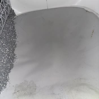 Garanti Kapsamındaki Akıllı Kedi Tuvaletinde Sürekli Ped Sızıntısı Ve Çözüm Eksikliği