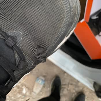 Kısa Sürede Aşınan Ayakkabı İçin Garanti Ve Çözüm Talebi