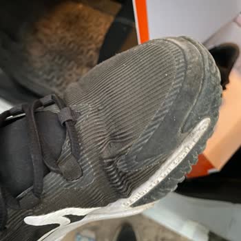 Kısa Sürede Aşınan Ayakkabı İçin Garanti Ve Çözüm Talebi