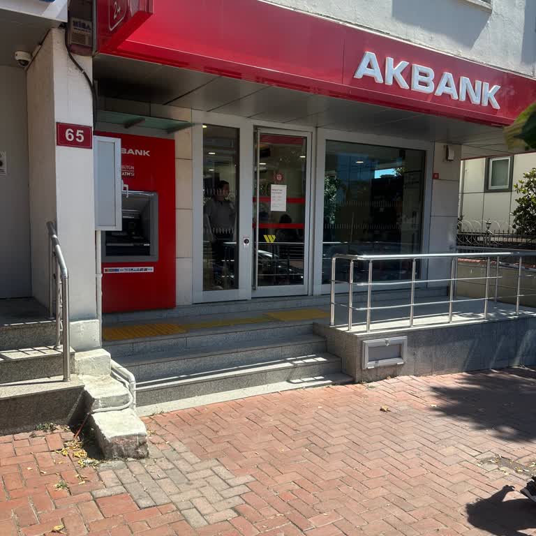 Akbank Koşuyolu Şubesinde Personel Yetersizliği Mağduriyet Yaşatıyor