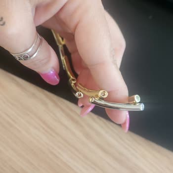 Eksik Taşlı Kolye Ve İletişimsizlik Mağduriyeti