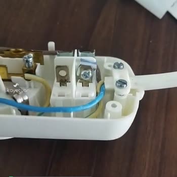 Viko Çoğaltma Prizindeki Açma Kapatma Düğmesine Kablo Takmamış!