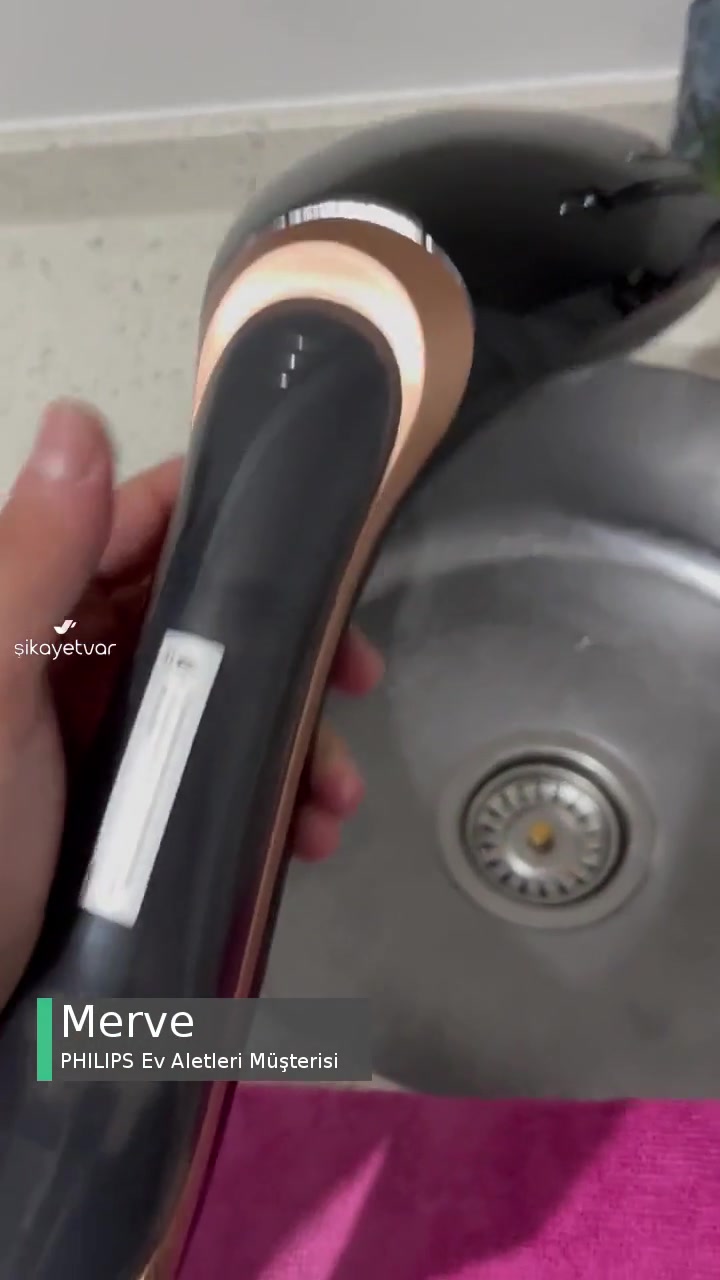 Philips Ütü Su Akıtma videonun kapak resmi