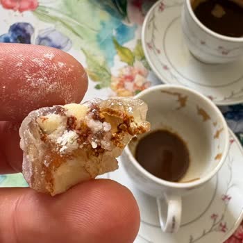 Aldığım Lokumda Badem Kabukları Çıktı, Ürün Değişimi Talep Ediyorum