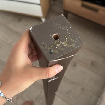 Kırık Gelen Makyaj Masası İçin İlgisiz Ve Yetersiz Destek