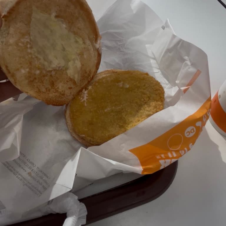 Burger King Tavuk Burger İçeriği Eksik Ve Kalitesizdi