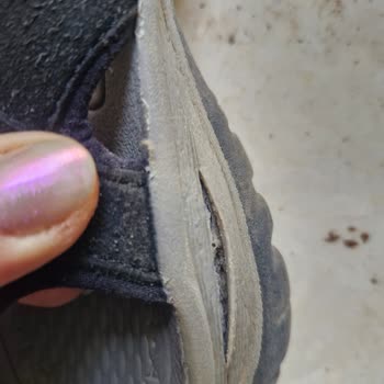 Keen Sandaletin Topuğu Yarıldı Garanti Sürecinde Mağduriyet Yaşadım